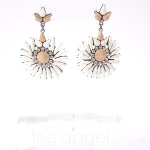 Neiman Marcus Lee Angel Women's White Cabochon Pinwheel Drama Earrings NWT 125